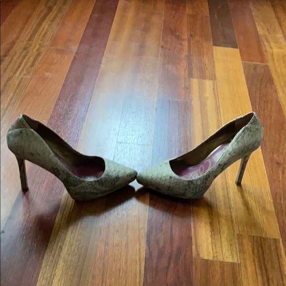 Sam Edelman Pumps - Picture 2 of 6